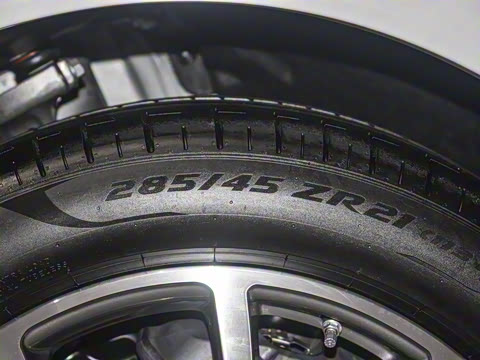 2025�� Cayenne 3.0T