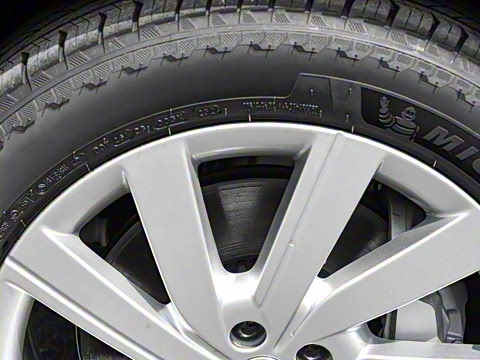 2025�� 3.0 L6 400PS ʢ���ӳ���