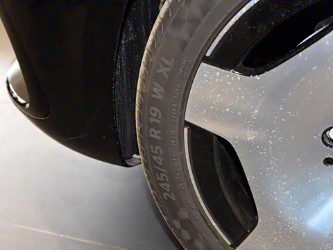 2024�� V 300 L ����������