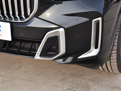 2023�� xDrive 30Li M�˶���װ