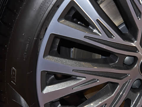 2025�� A8L 50 TFSI quattro ��ѡ��