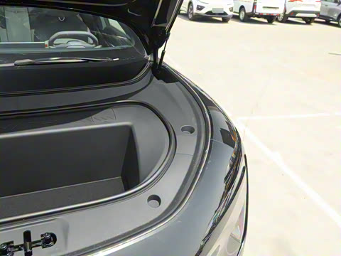 2025�� �Ŀ� Max�����