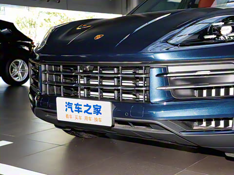 2025�� Cayenne 3.0T