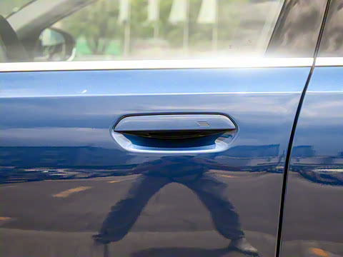 2024�� 525Li M�˶���װ