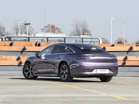 2025�� 855km Max