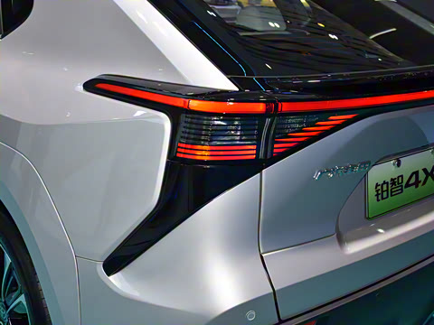 2025�� 560 ����Max��