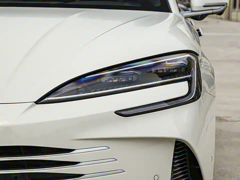 2025�� �Ǽݰ� DM-i 1.5T 125km �콢��