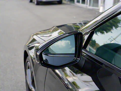 2024�� 55 TFSI quattro ������