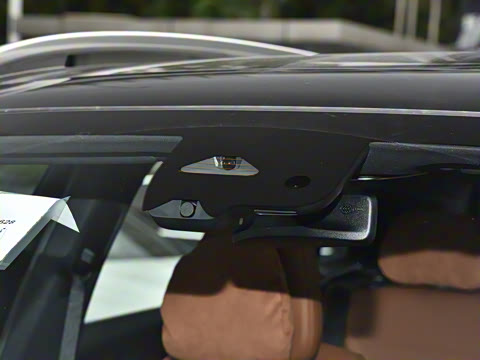 2024��  �Ŀ� GLC 260 L 4MATIC ������ 5��