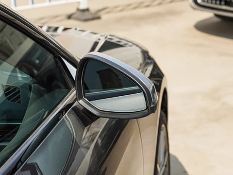 2025�� S4 Avant 3.0TFSI