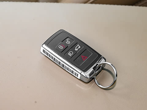 2025�� 3.0 L6 400PS ʢ���ӳ��� ����