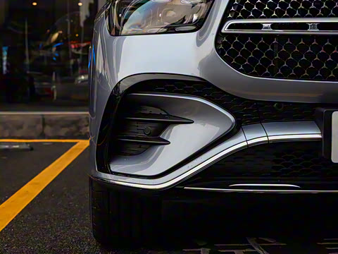 2025�� �Ŀ� GLE 450 4MATIC ������