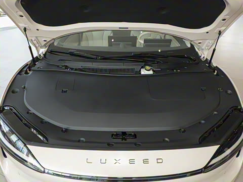 2025�� 705km Pro