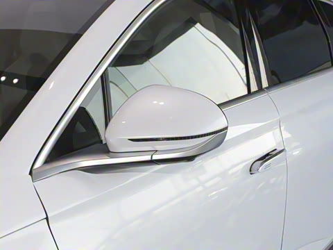 2024�� ��ҫ�� DM-i 205KM �콢��