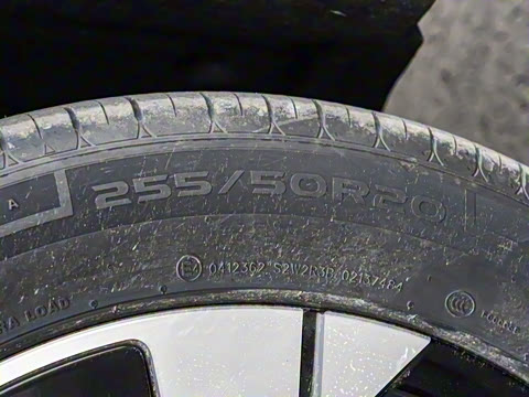 2025�� DM 215KM�����״��콢��