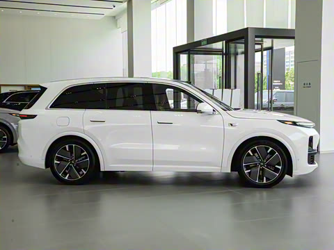 2025�� Max ���ܻ��°�