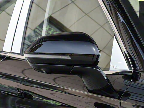 2025�� 2.0T ��������� 5��