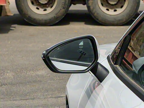 2025�� EM-i 60km ������