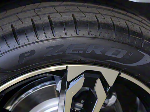 2024�� xDrive25i M�˶���ҹ��װ