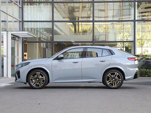 2024�� xDrive25i M�˶���ҹ��װ