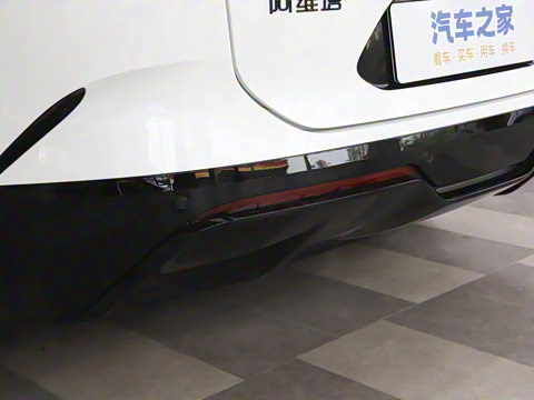 2025�� �Ŀ� Ultra���̰�