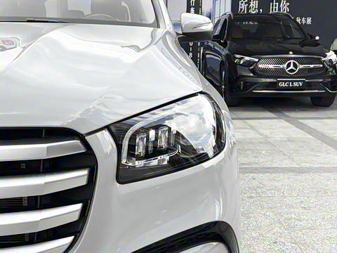 2024�� GLS 450 4MATIC ������