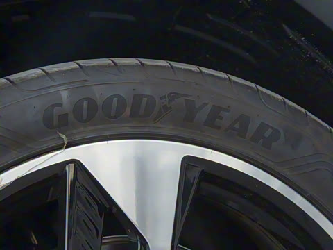 2024�� 1.5T 115km ���˻�Ӱ ���ڰ�