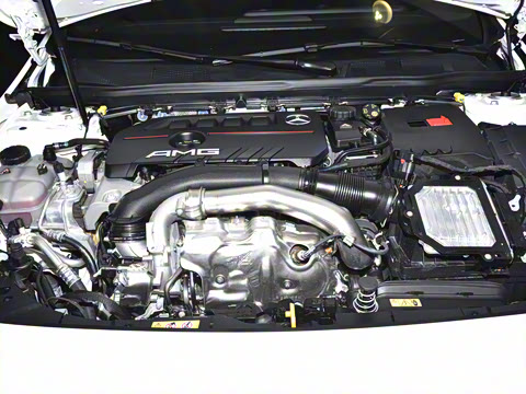 2025�� AMG A 35 4MATIC