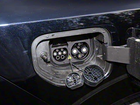 2025�� 210Ultra���̰� 5��