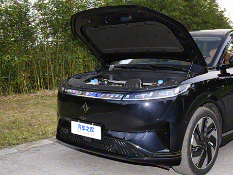 2025�� 210Ultra���̰� 5��