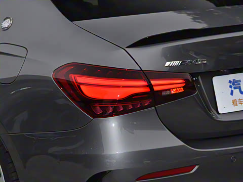 2025�� AMG A 35 L 4MATIC