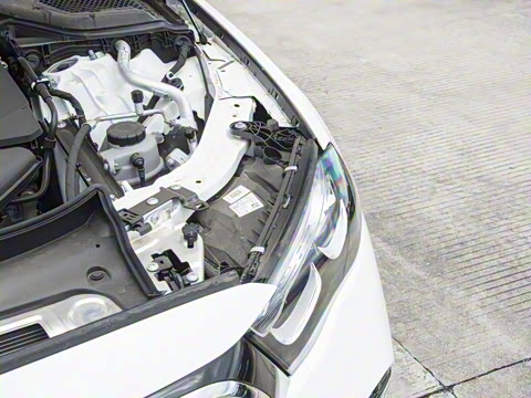 2024�� �Ŀ� E 300 L ʱ����