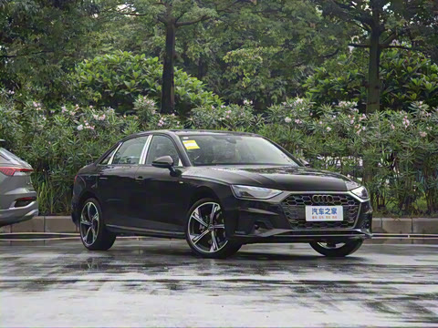 2025�� 200���������� 40 TFSI ���������� B&O ��ҹ��