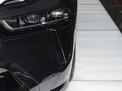 2024�� xDrive40i ������M�˶���װ