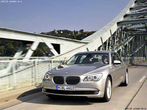 2009�� 750Li������