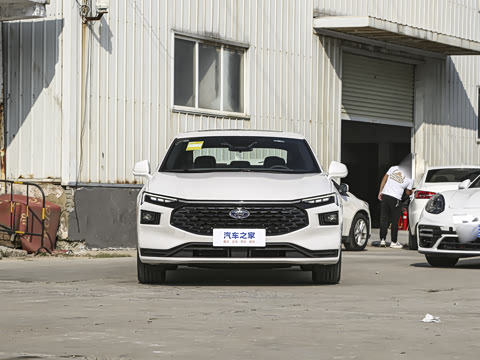 2025�� 1.5T EcoBoost E �춯 ������