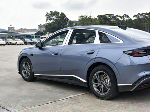 2025�� EV 470KM������