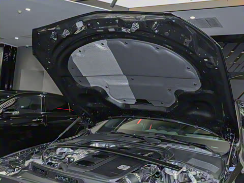 2025�� AMG C 43 4MATIC