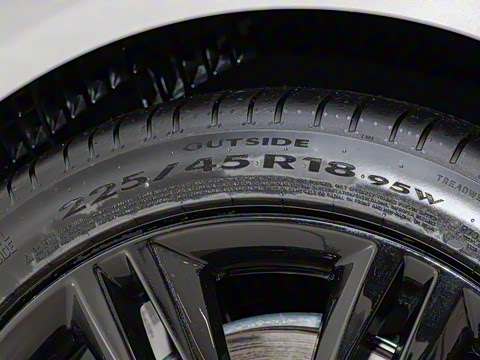 2025�� 2.0T 250PS R-DYNAMIC 90�����ذ�