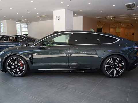 2025�� 102kWh ǩ����