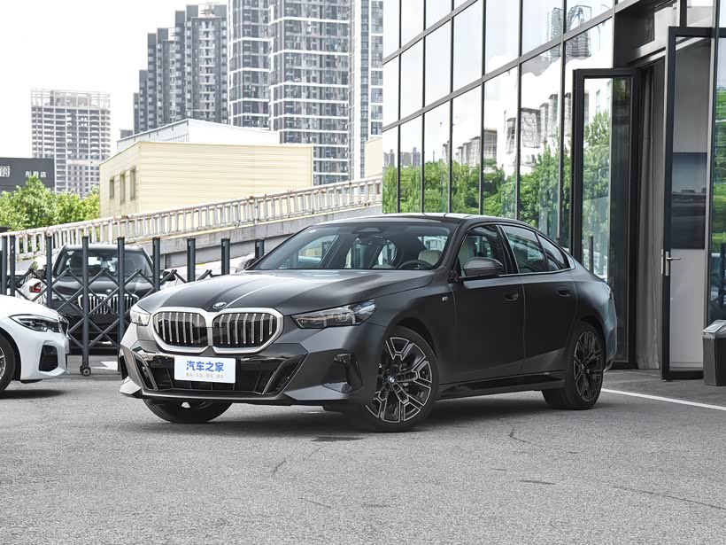 宝马5系进口 驾控新体验