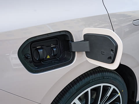 2025�� 550������