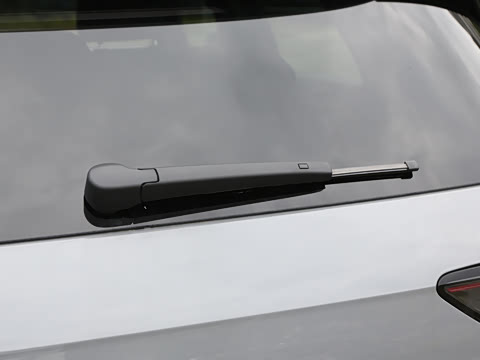 2025�� �Ŀ�� 300TSI R-Line