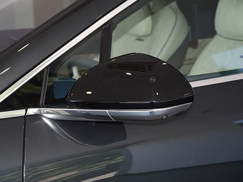 2025�� 102kWh ǩ����