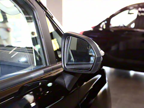 2025�� 2.0L �Զ������콢�� 7��