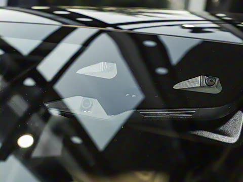 2025�� E 300 L ʱ����