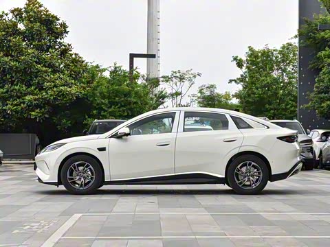 2025�� EV 470KM������