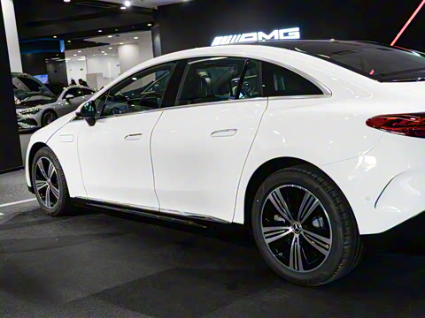 2025�� 500 4MATIC ������