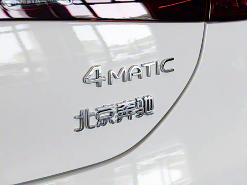 2025�� 500 4MATIC ������