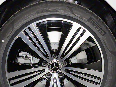 2025�� 500 4MATIC ������